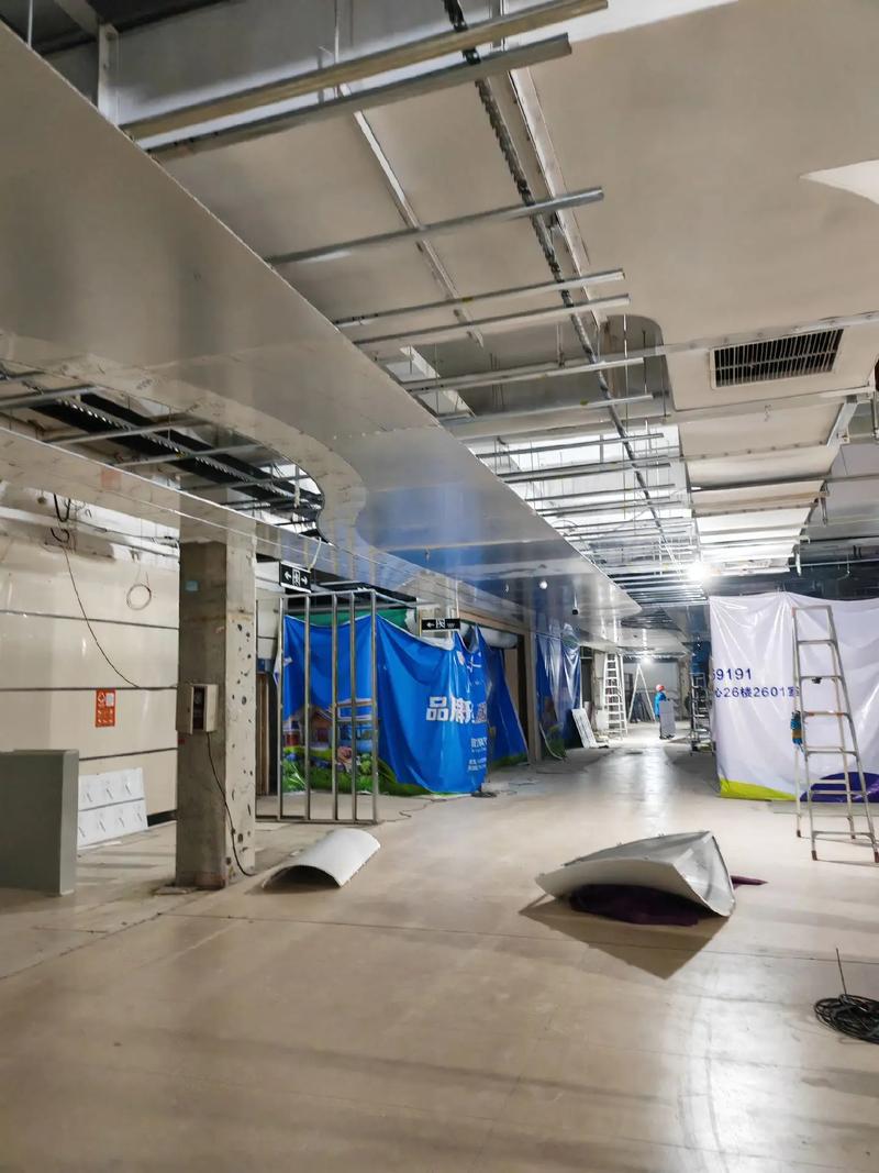 砥礪前行，筑夢未來——記河南祥瑜展興建筑裝飾鄭州外貿(mào)中心項目施工現(xiàn)場